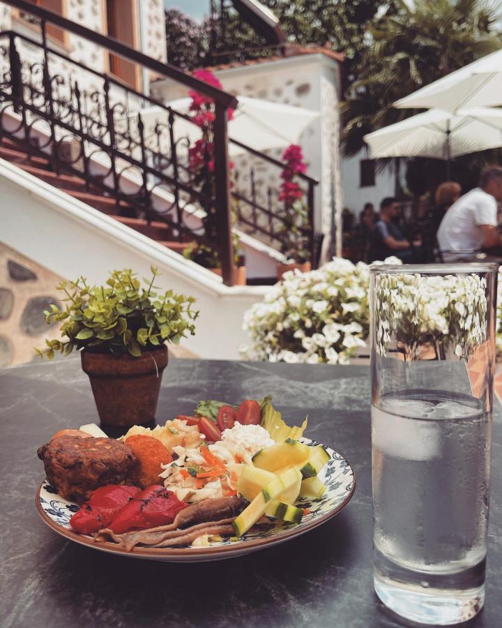 Εννεα Μουσεσ Παραδοσιακός Ξενώνας Velventós Exterior foto